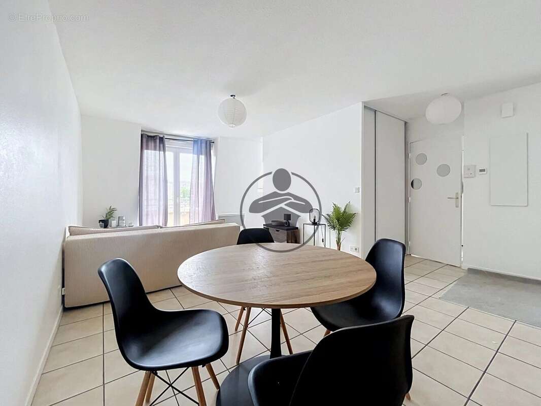 Appartement à SAINT-QUENTIN