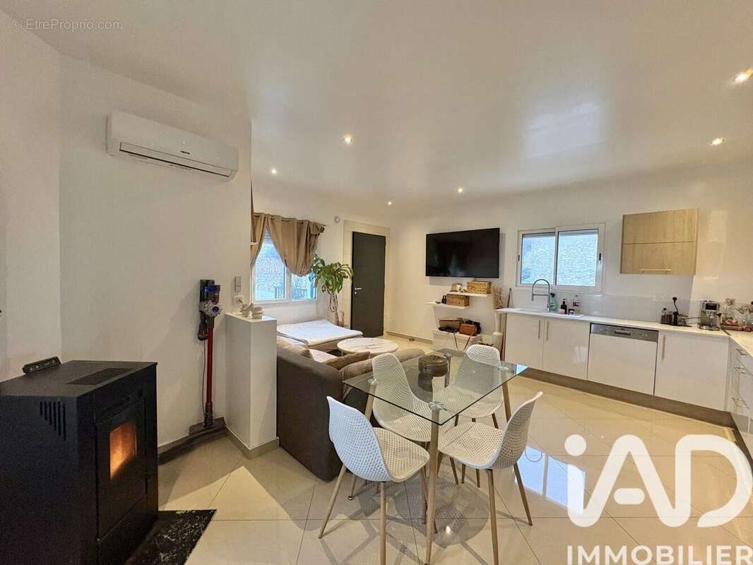 Photo 5 - Maison à NIMES