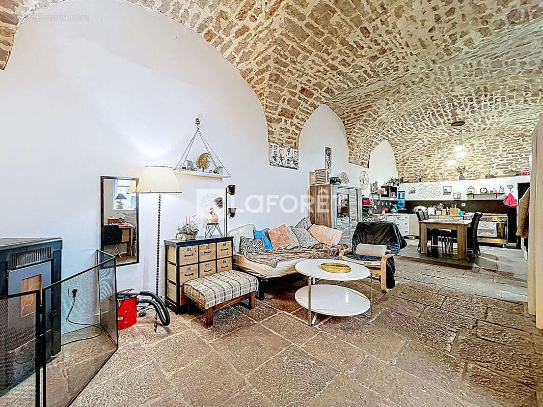 Maison à SAINT-AMOUR