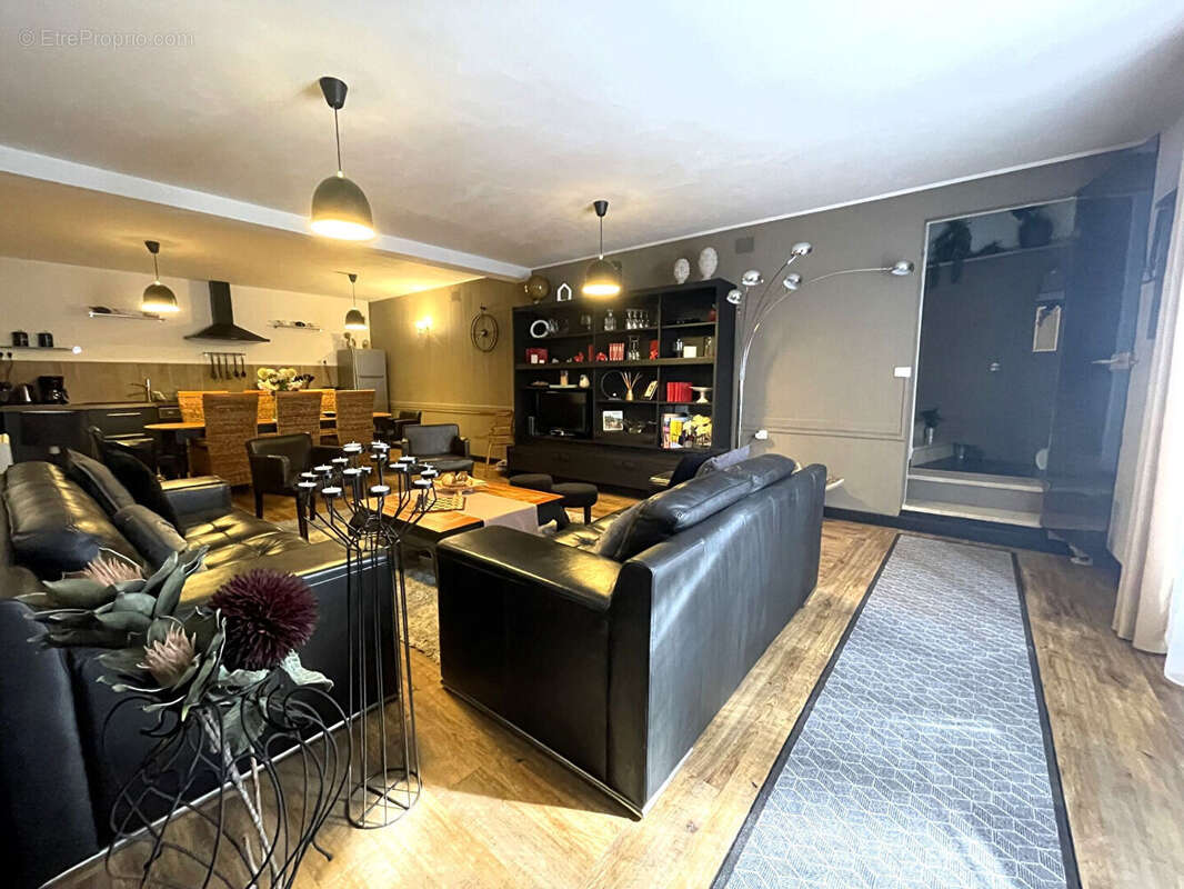 Immeuble 547 m2 - photo 7