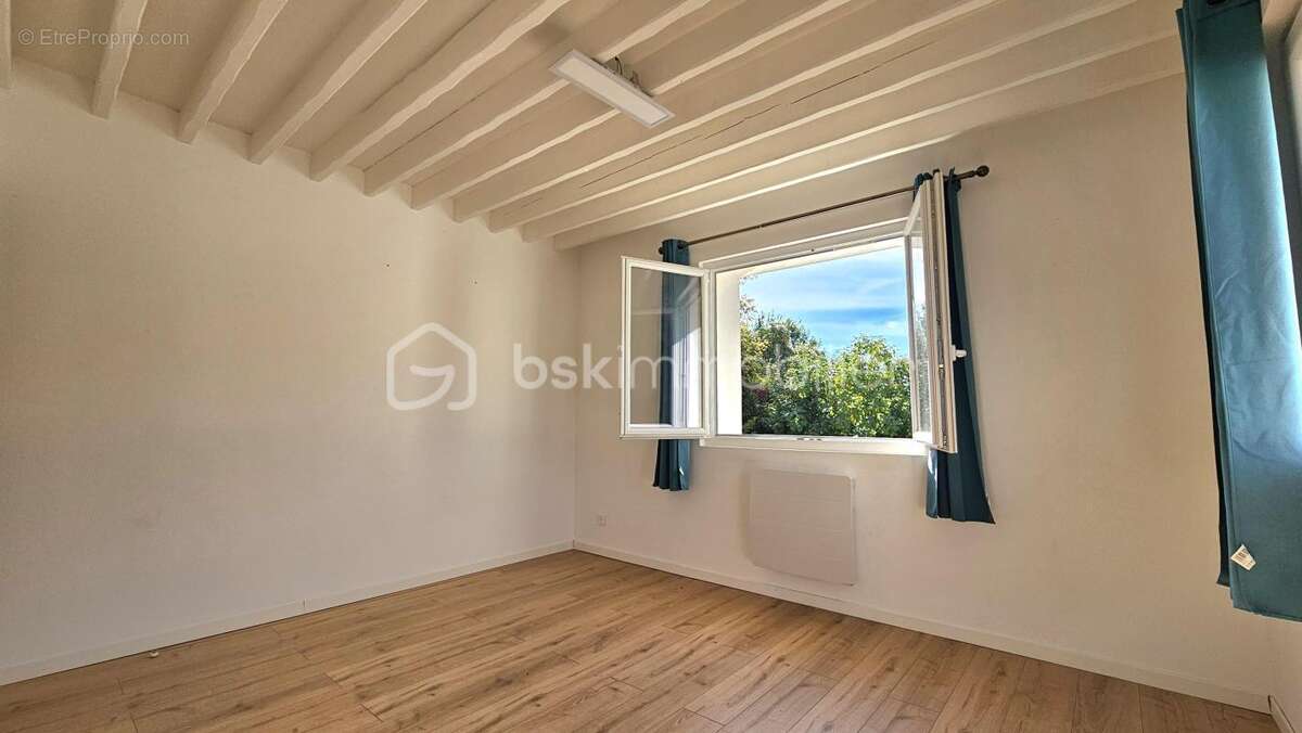 Maison à QUINCY-VOISINS