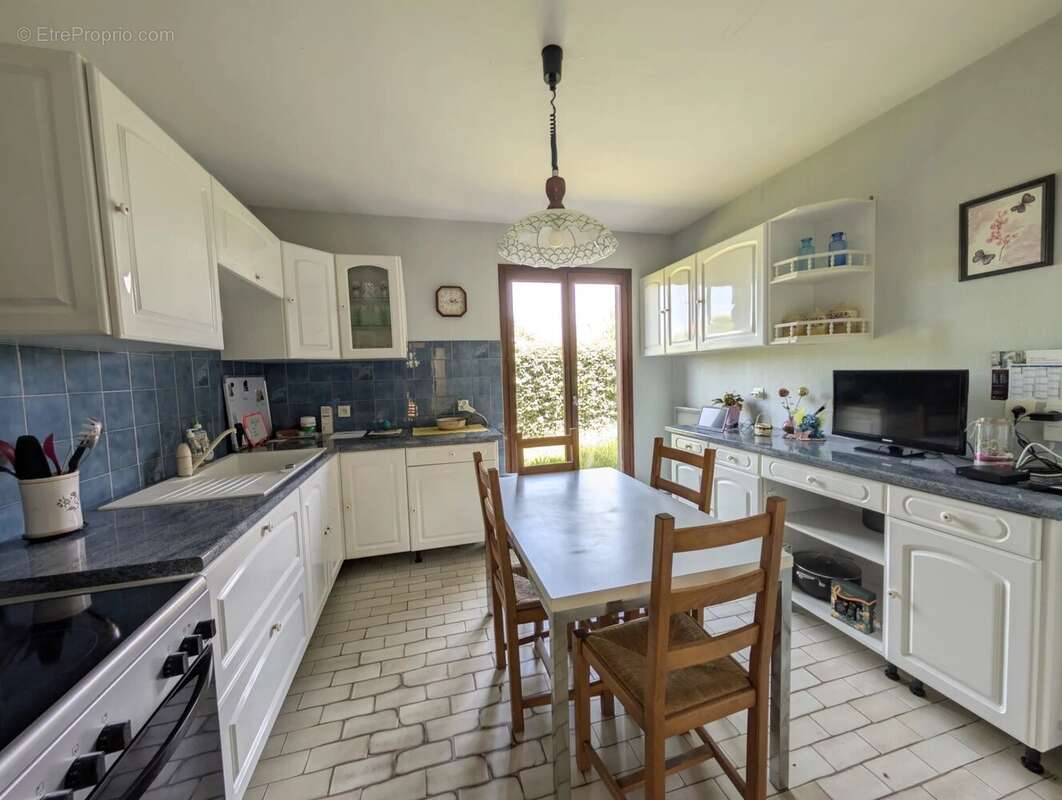 Maison de plain pied proche du centre - photo 6