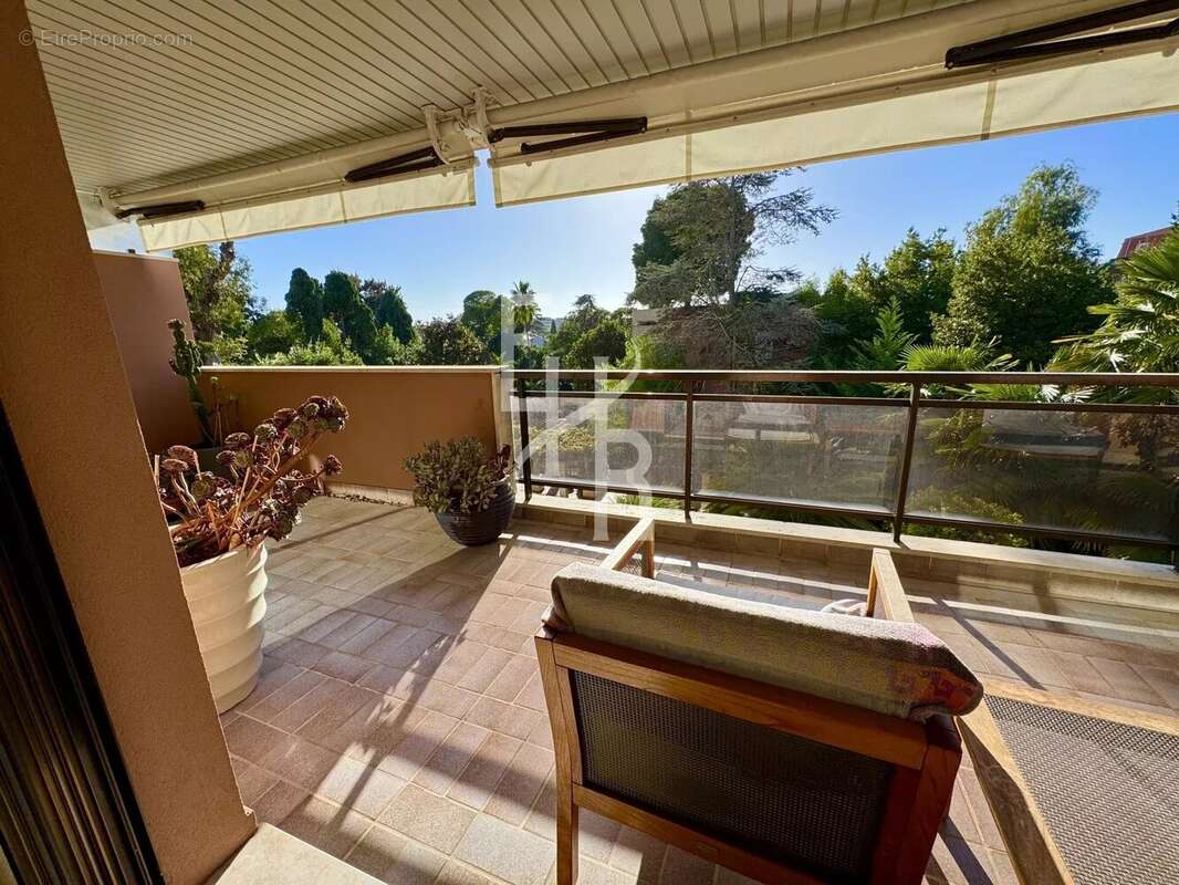 Appartement à CANNES