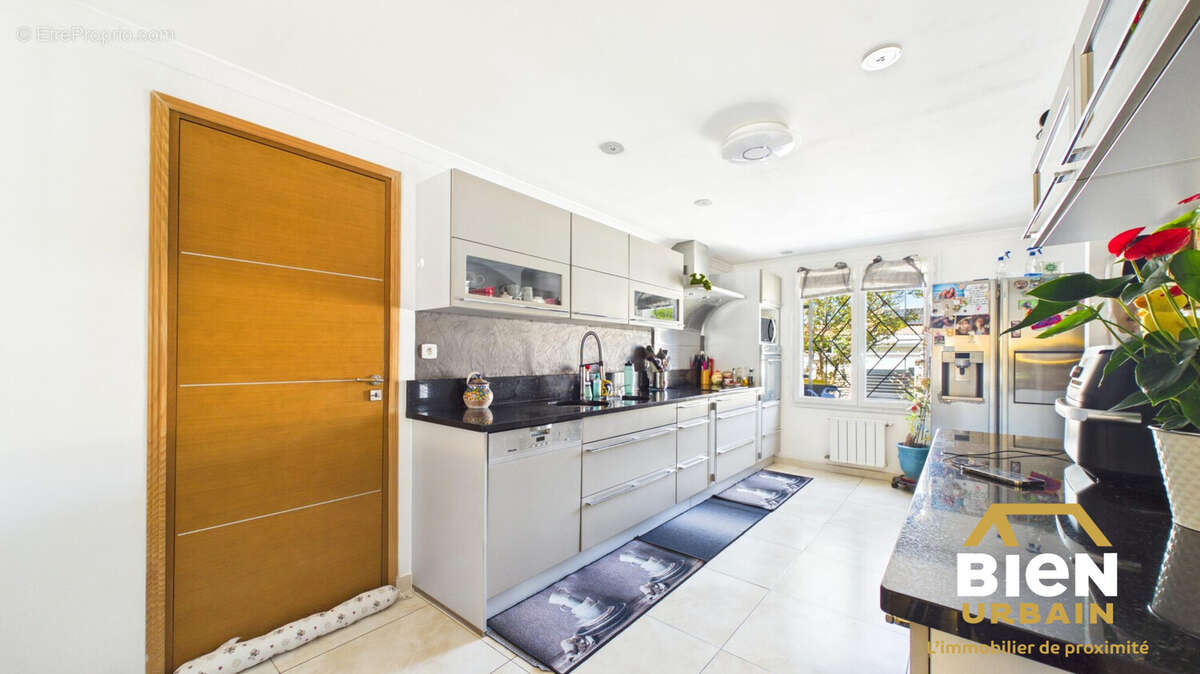 Maison 118 m² à Bouillargues  - photo 8