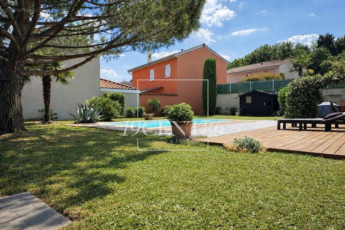 Maison 125 m² à Communay  - photo 22