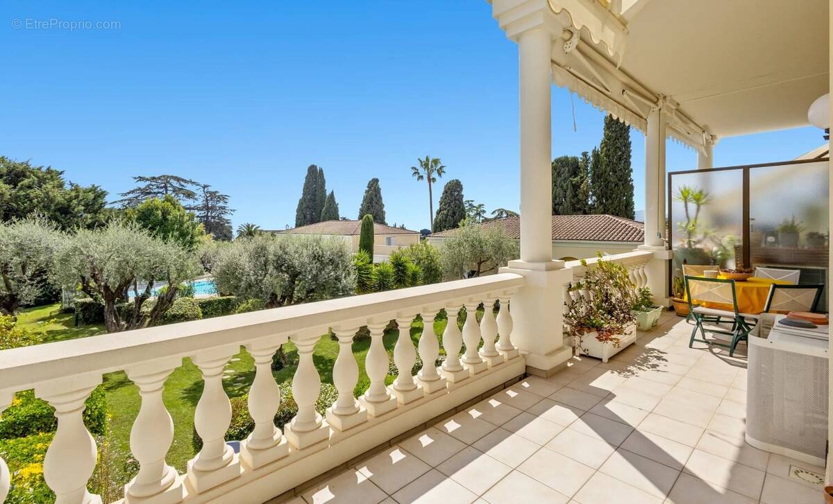 Appartement à CANNES