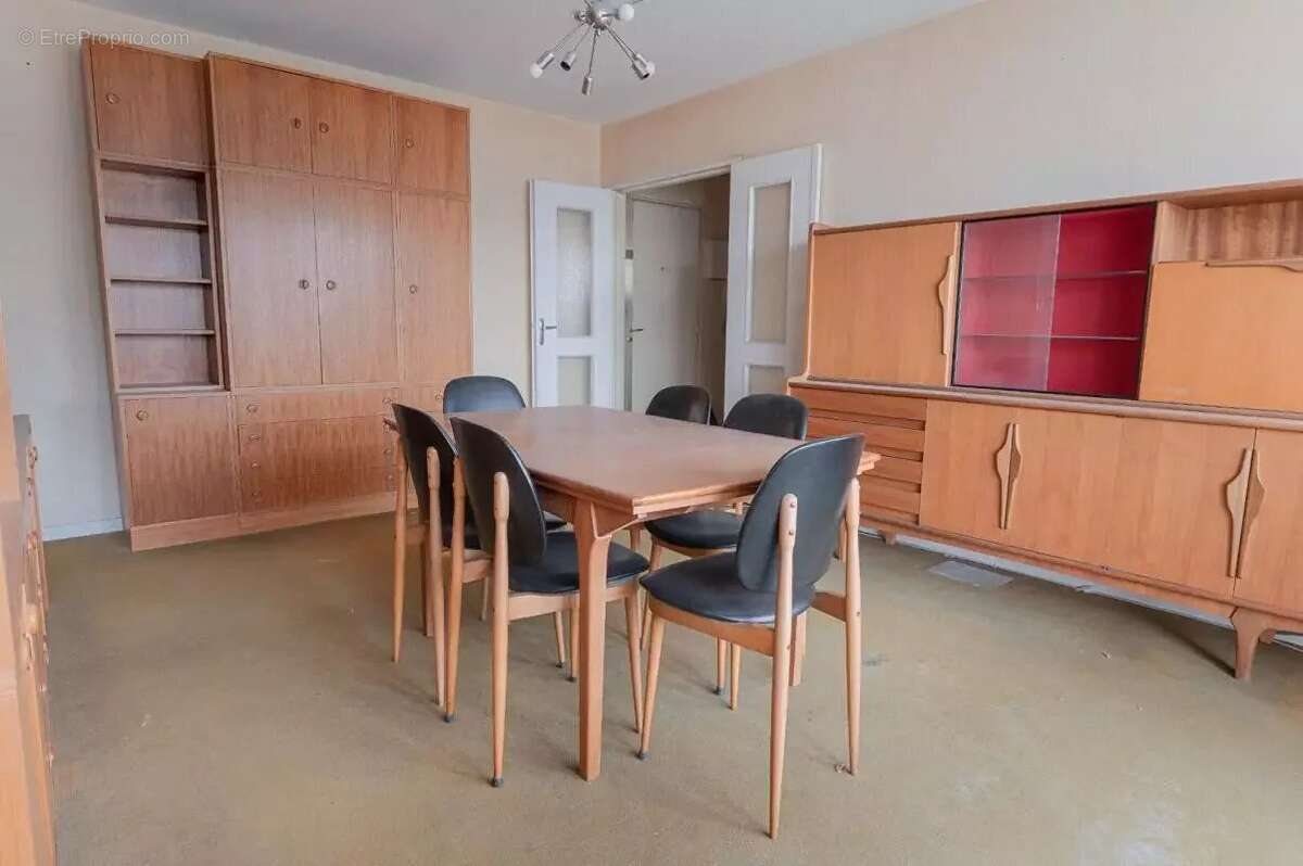 Appartement à IVRY-SUR-SEINE
