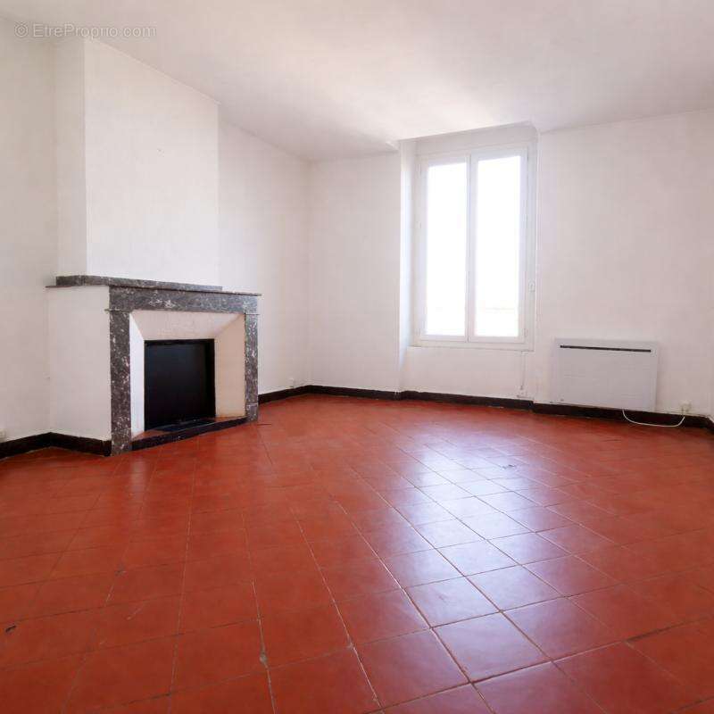 Appartement à GINESTAS