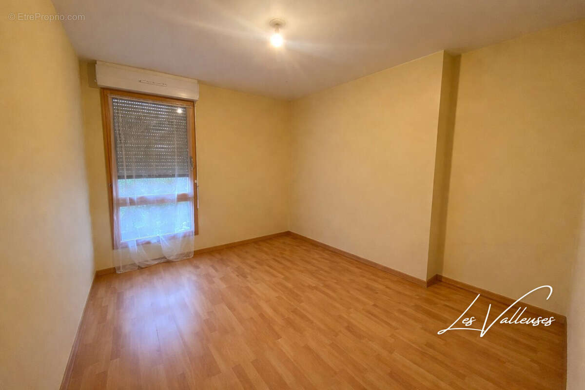 Appartement à ARQUES-LA-BATAILLE