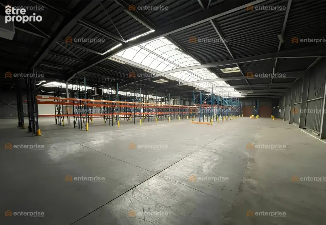À vendre – local d’activité / entrepôt – 3 060 m² – la chapelle-d’armentières - photo 2