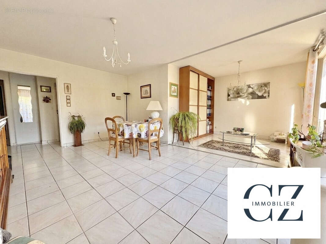 Appartement à LONGVIC