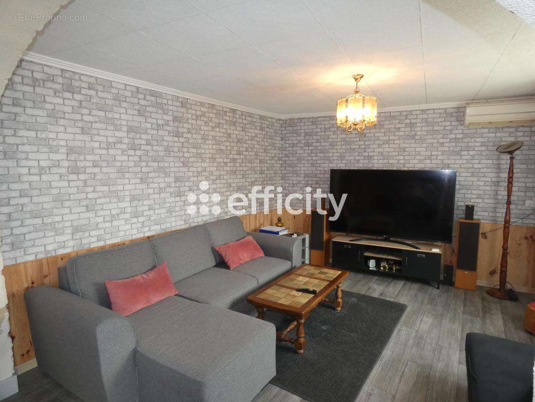 Maison à SAINT-BONNET-DE-ROCHEFORT