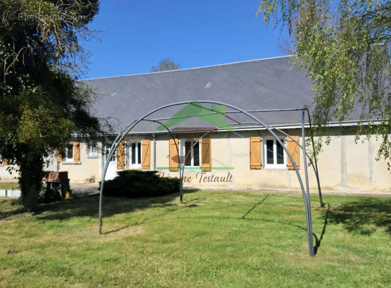 Maison à ARROU