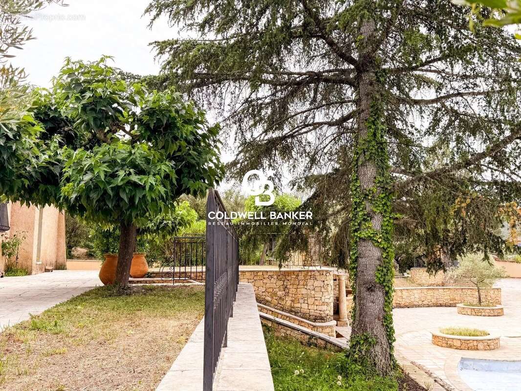 Maison à PIERREFEU-DU-VAR