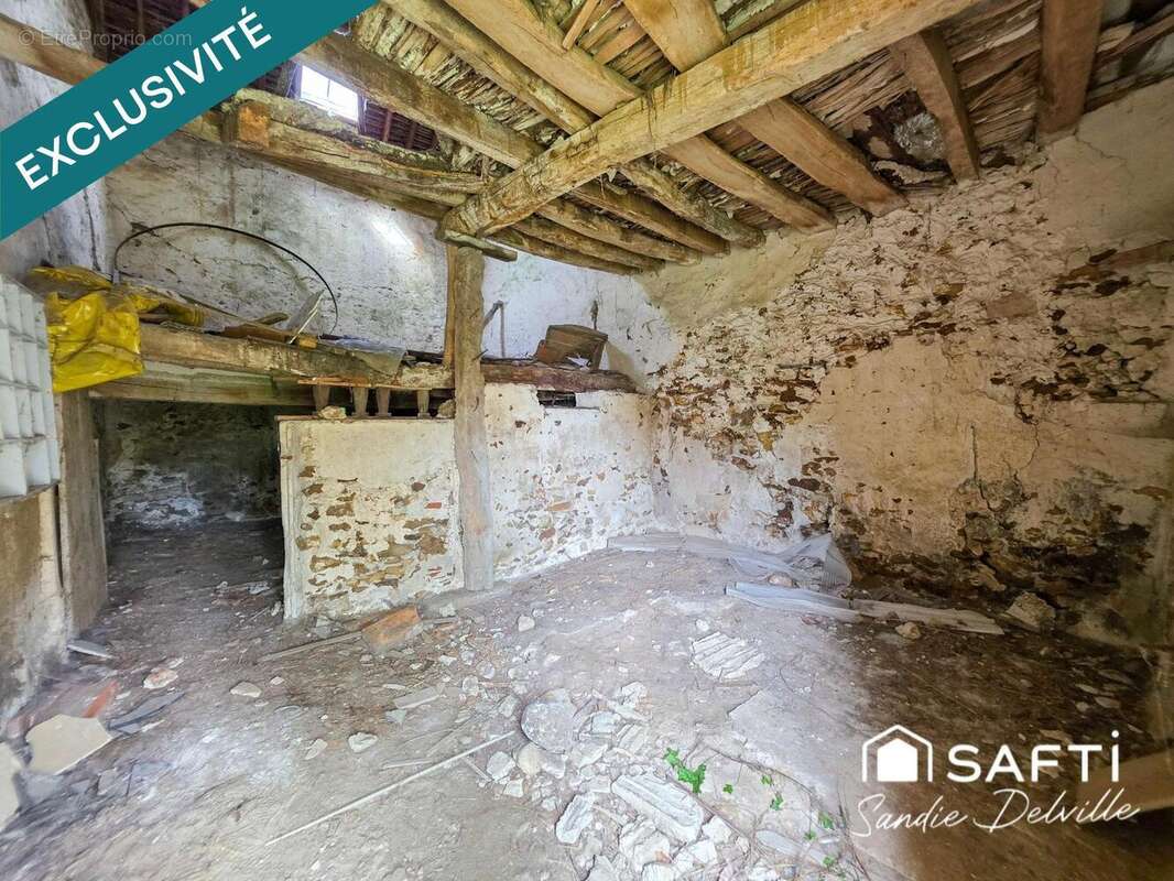 Maison 150 m² à Crecy-La-Chapelle  - photo 9