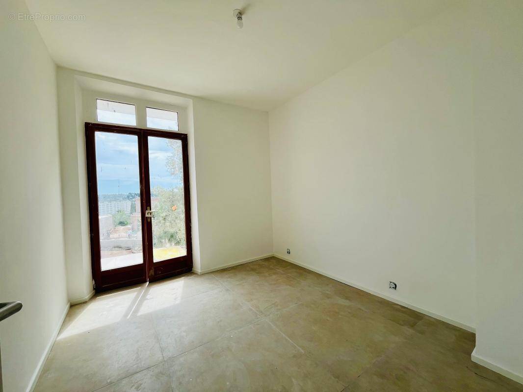 Appartement à LA GARDE