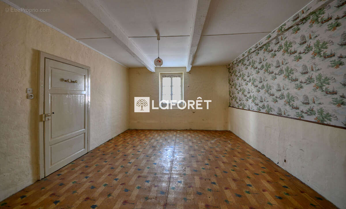 Maison à PARISOT