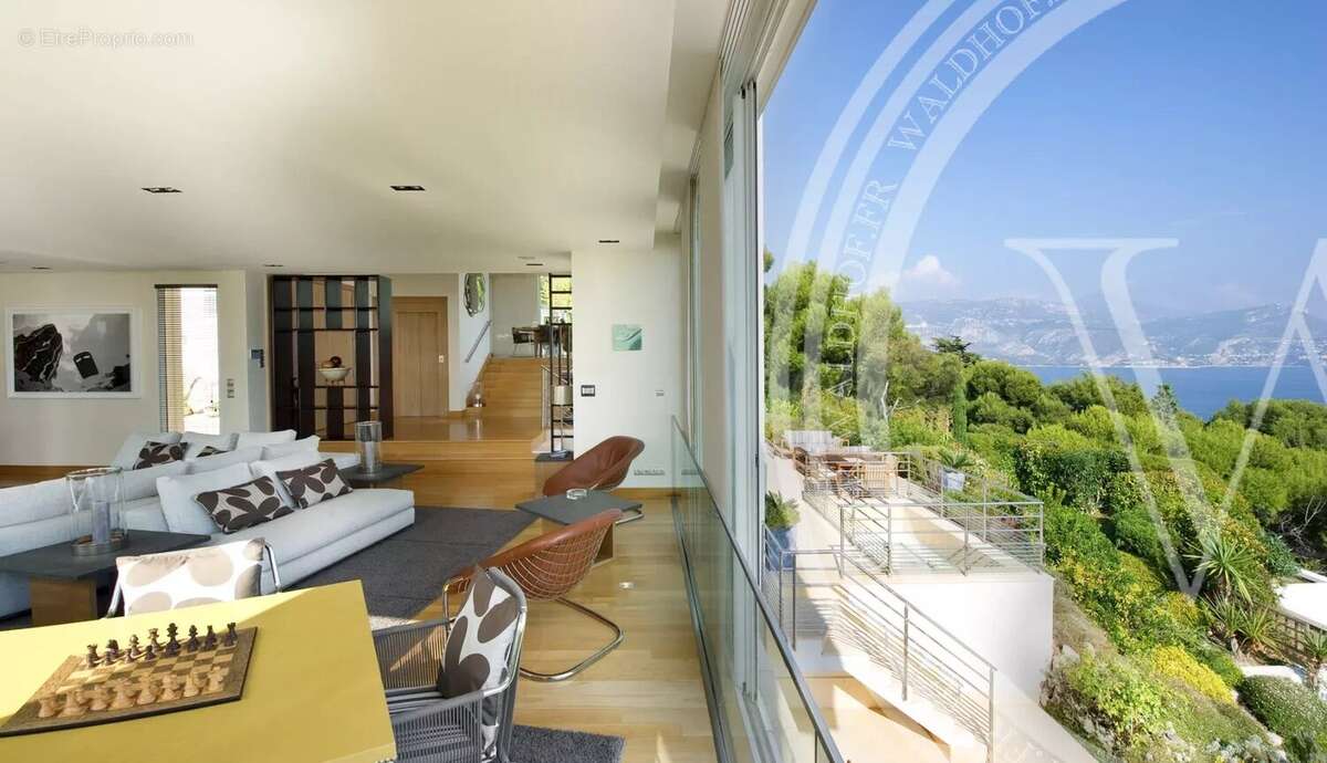 Maison à SAINT-JEAN-CAP-FERRAT