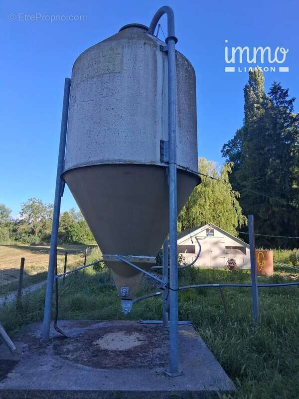 Commerce à APREMONT