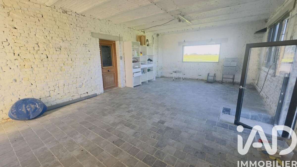 Maison 206 m² à Catillon-Sur-Sambre  - photo 4