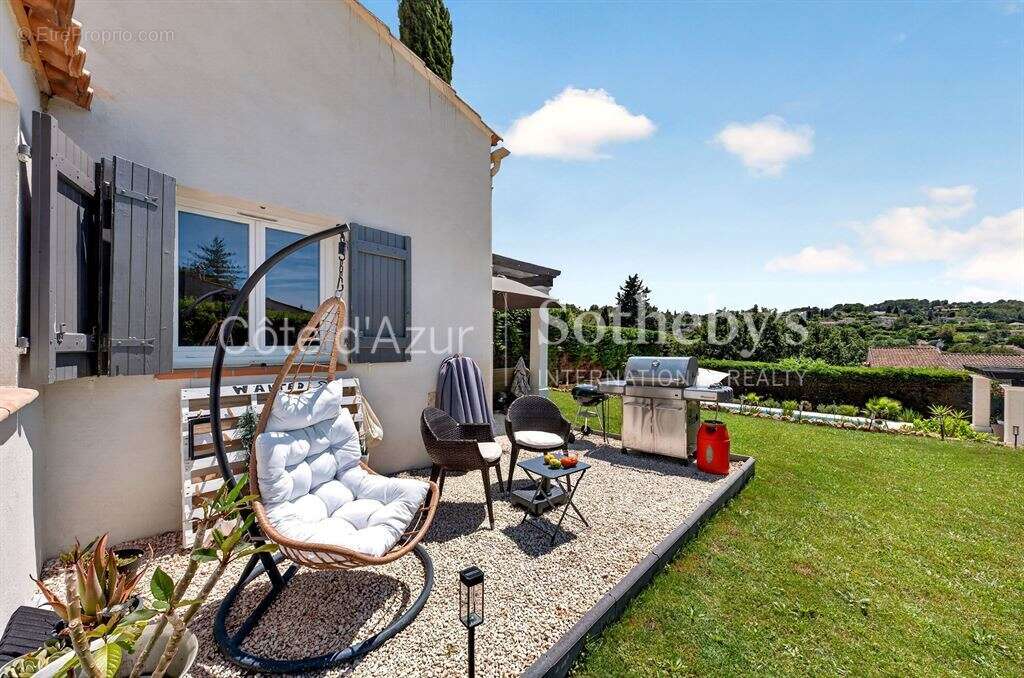 Plascassier villa avec piscine et vue campagne à pied du village - photo 14