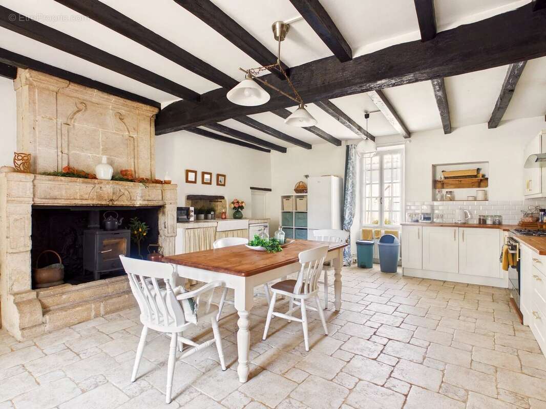 Maison à BROSSAC