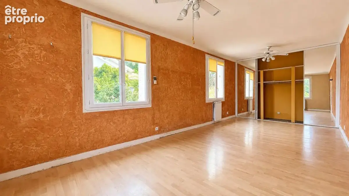 Maison indépendante avec garage et terrain – Decazeville - photo 3