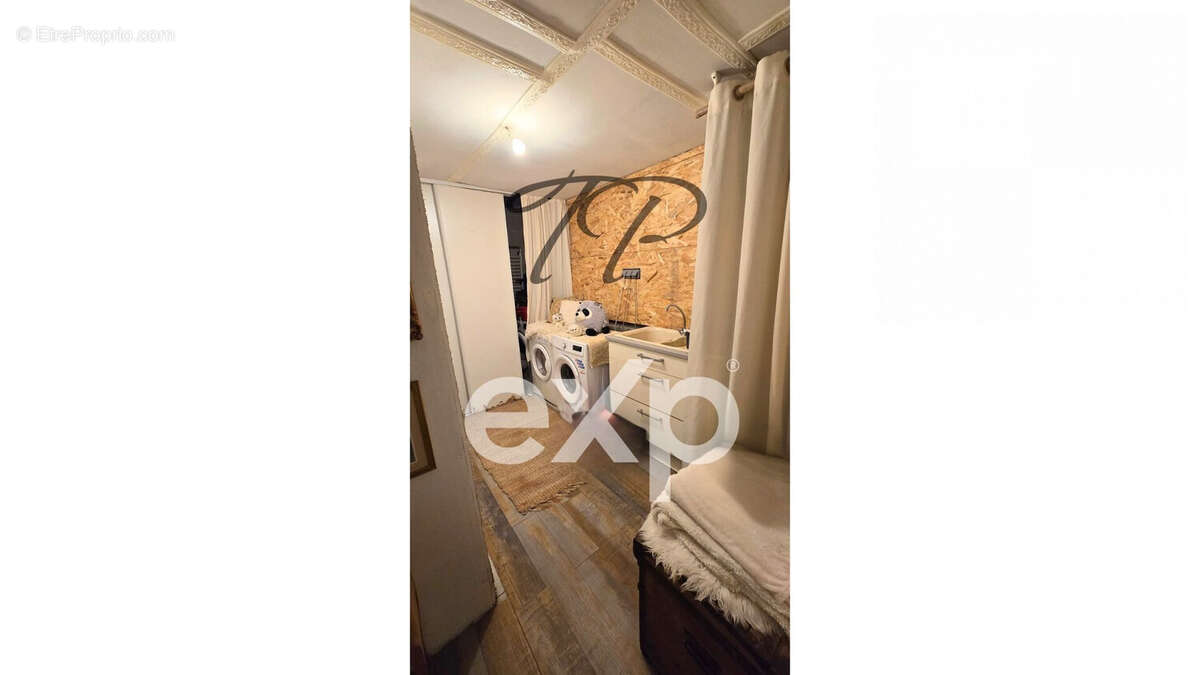 Maison 300 m² à Agde  - photo 6