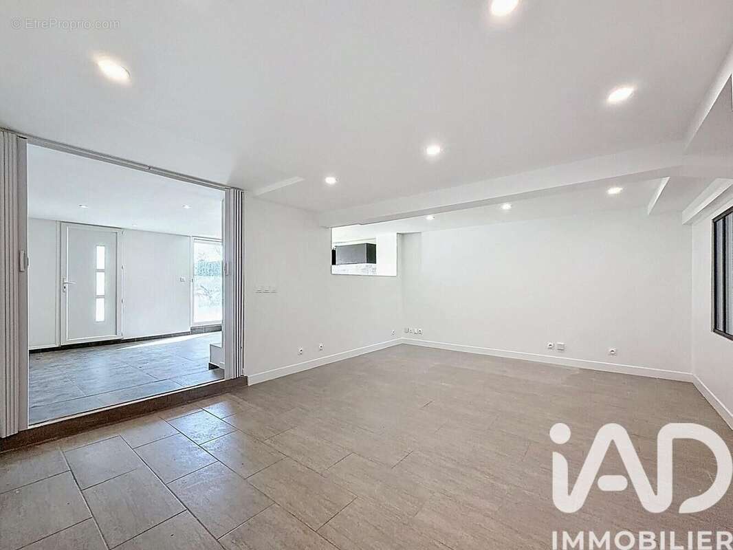 Photo 4 - Appartement à CLAYE-SOUILLY