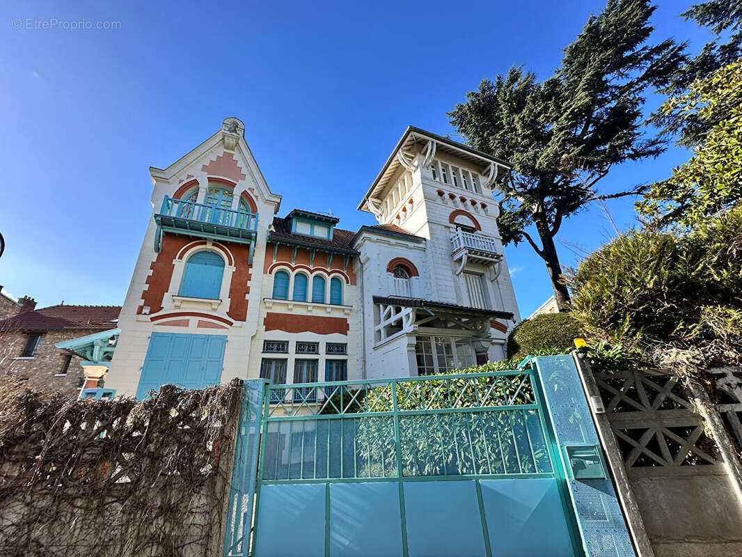 Maison à ENGHIEN-LES-BAINS