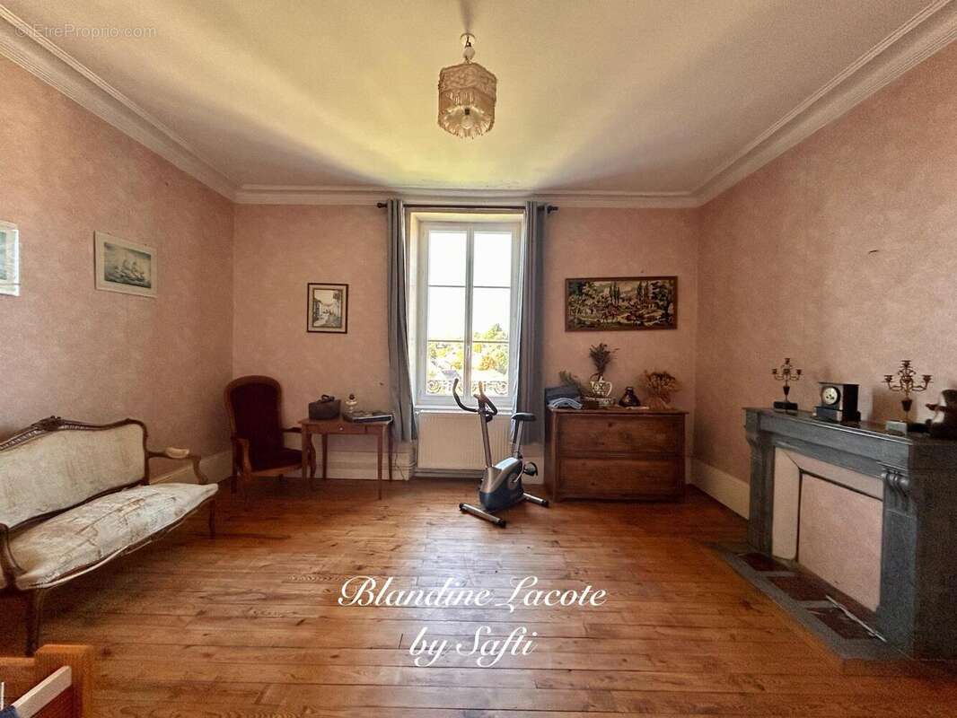 Photo 8 - Maison à AUZANCES