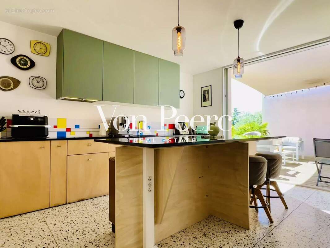 Maison à VILLENEUVE-LES-AVIGNON
