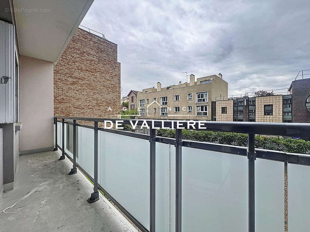 Appartement à NANTERRE
