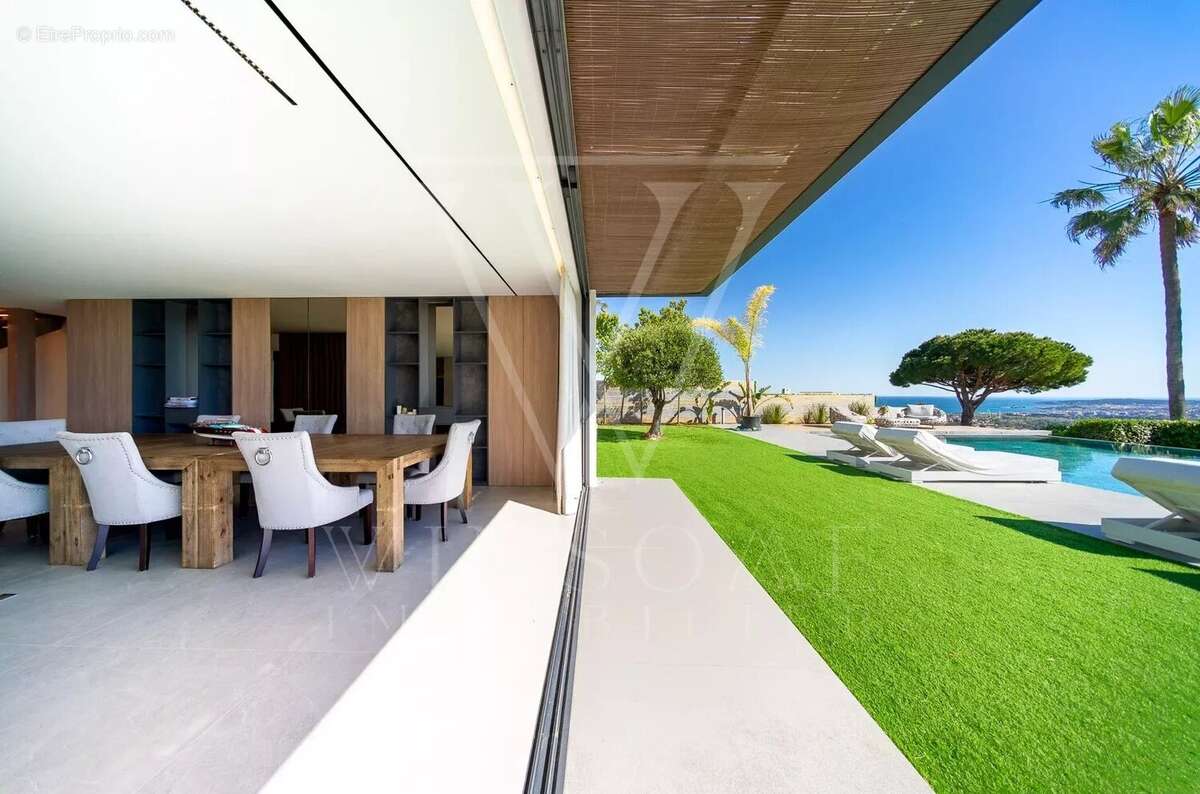 Maison à VILLENEUVE-LOUBET