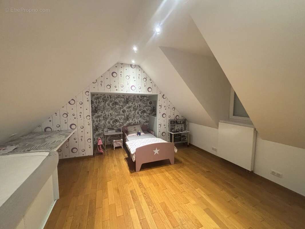 Maison à GOUZEAUCOURT