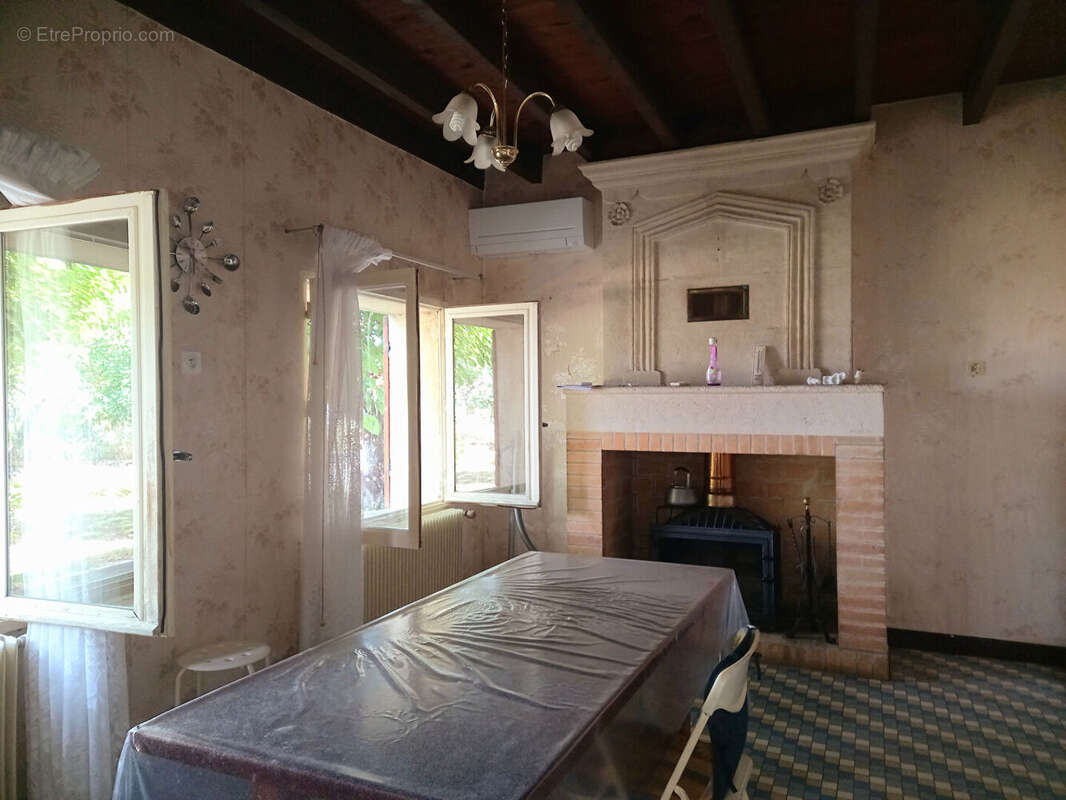 Maison à SAINT-EMILION