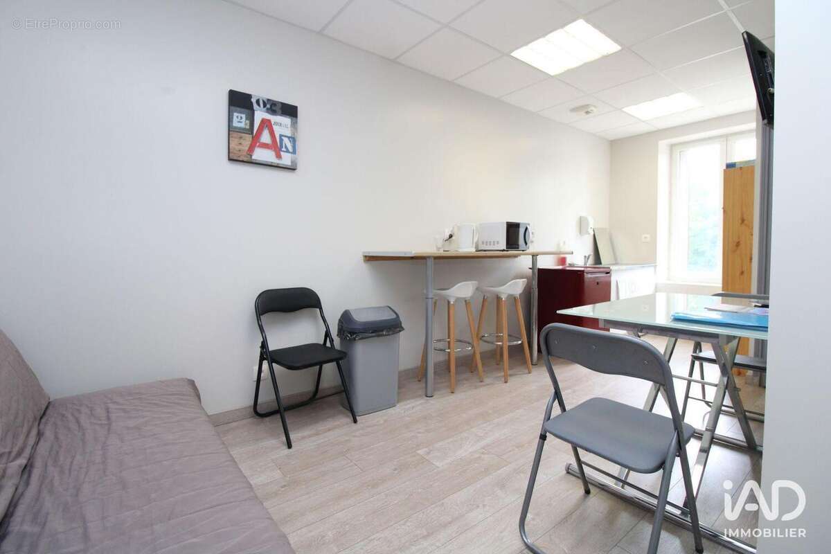 Photo 9 - Commerce à CHAUMONT-SUR-LOIRE