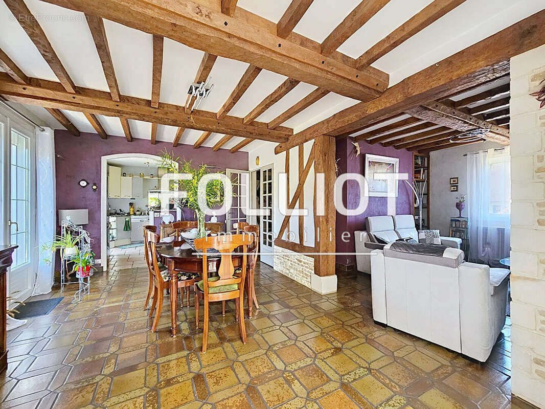 Au calme, Maison 6 pièces et 4 chambres à vendre à Douvres-la-Délivrande - Réf PB14382 - photo 3