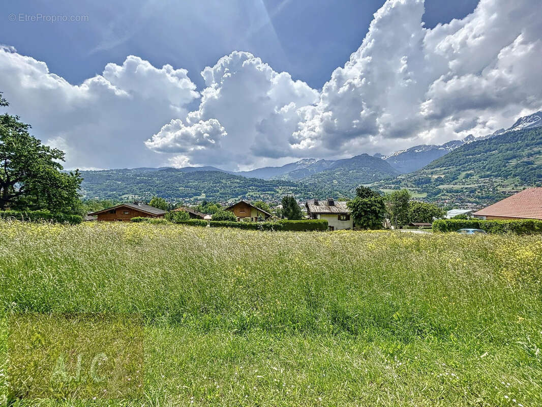 Terrain à SALLANCHES