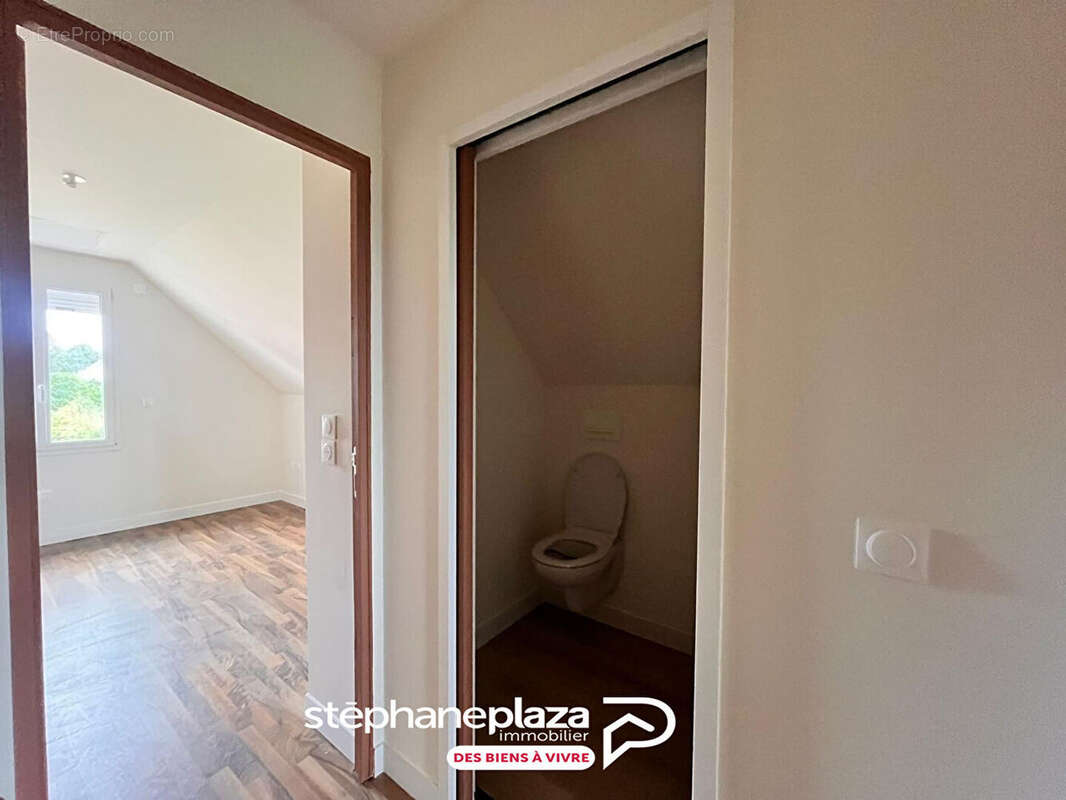 Appartement à LE MESNIL-ESNARD