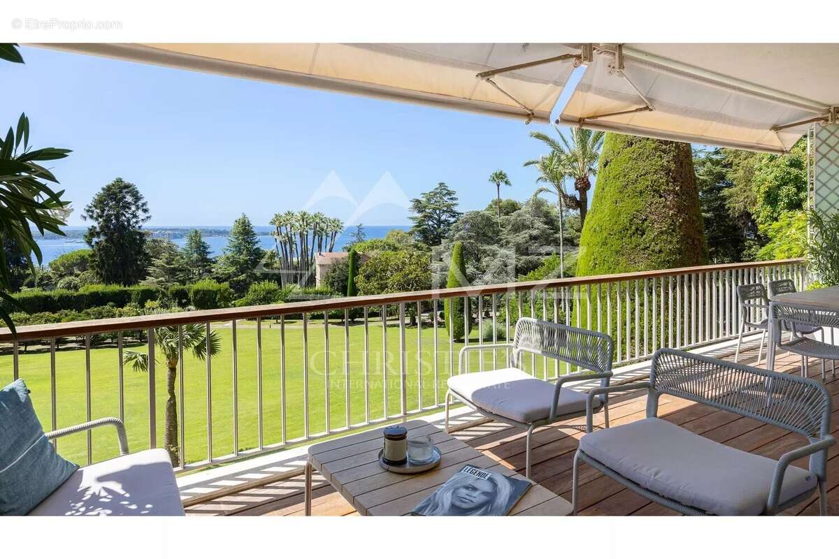 Appartement à CANNES