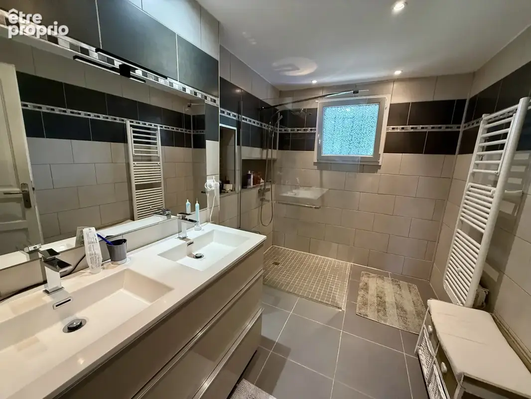 Villa 260m2 sur parcelle de 1115m2 à Lansargues - photo 10