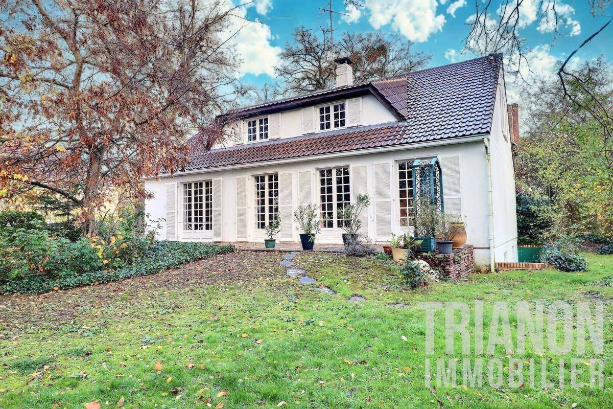 Maison à LE VESINET