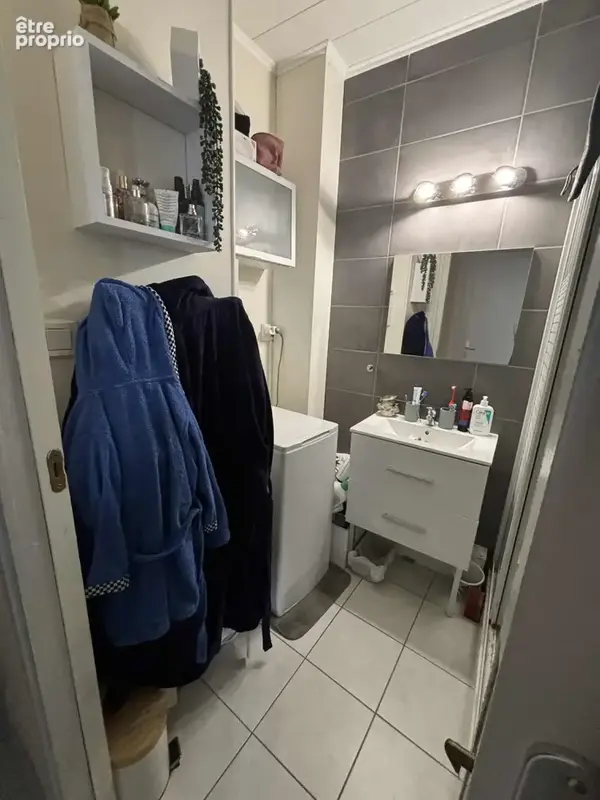 Appartement T3 de 60 m2 avec balcon filant, cave et place de parking. - photo 8