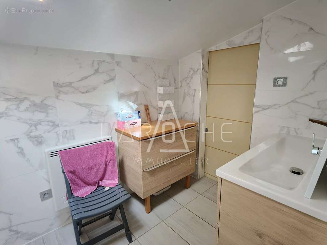 Chalet en bois + terrain - photo 10