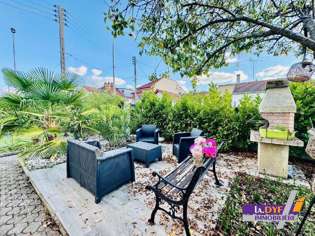 Maison à AULNAY-SOUS-BOIS