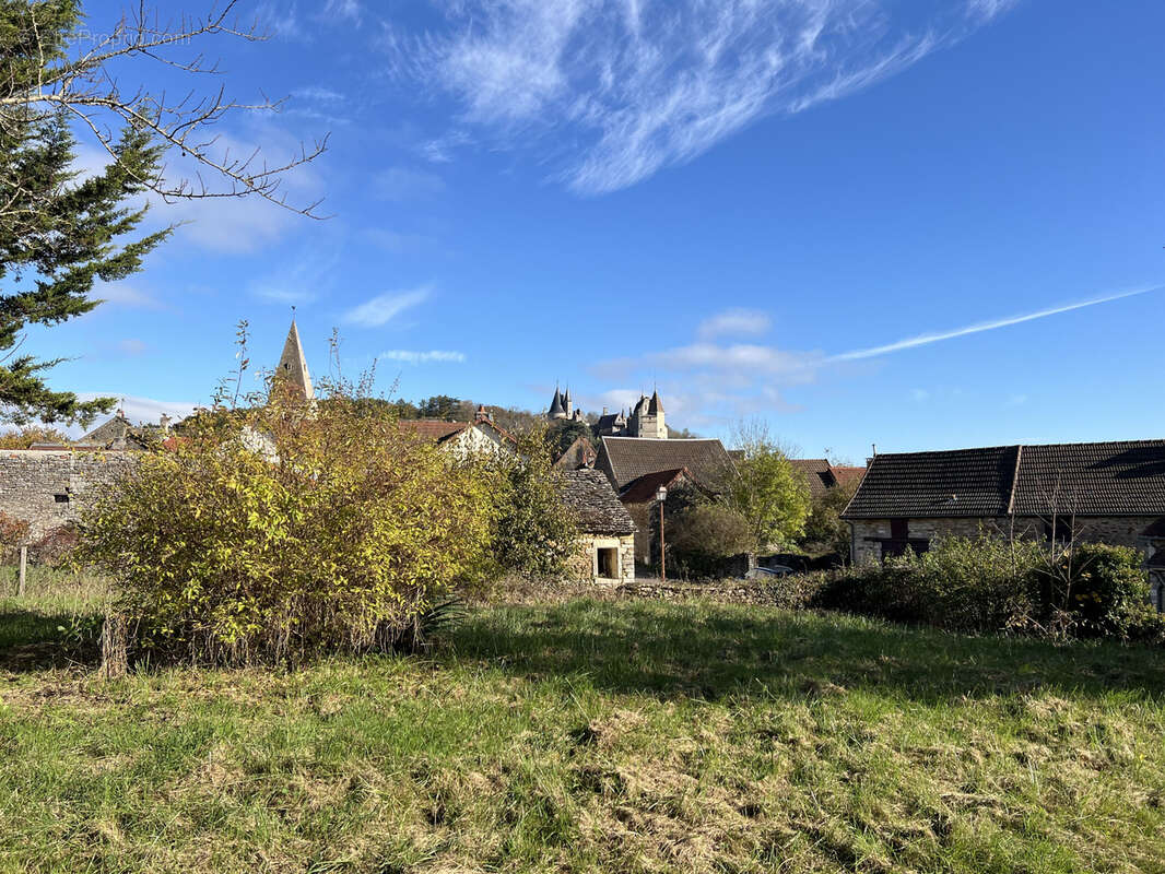 Terrain à LA ROCHEPOT