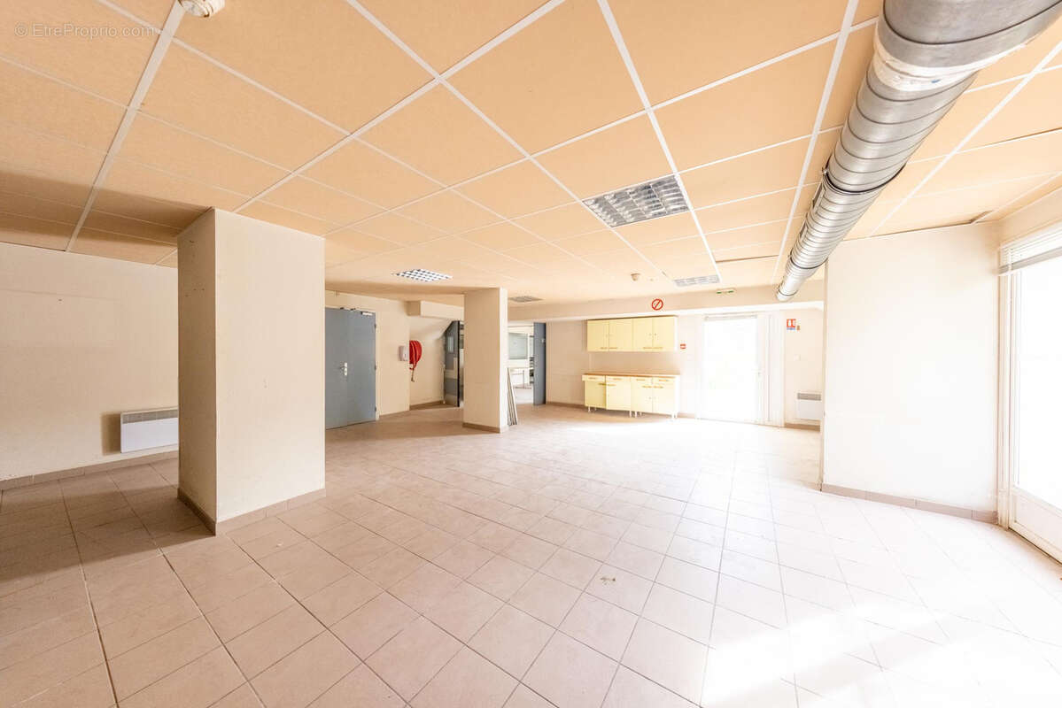 Commerce à VALLERAUGUE