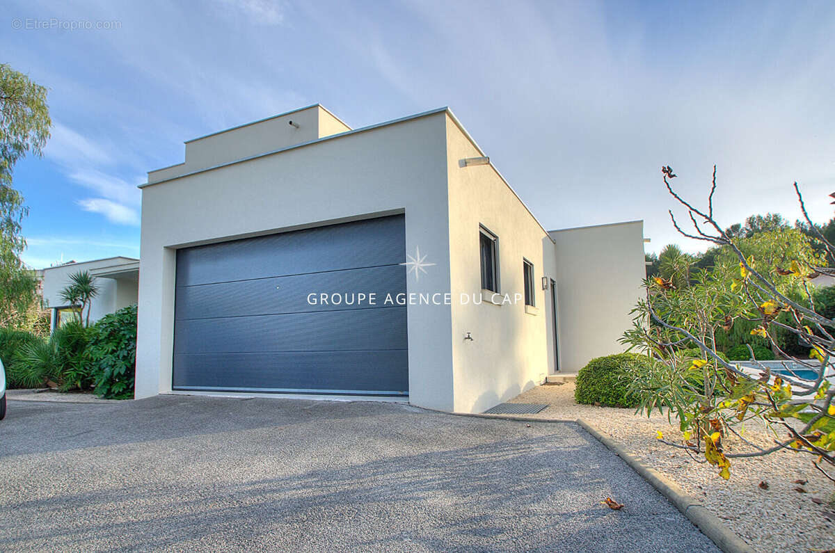 Maison à SAINT-RAPHAEL