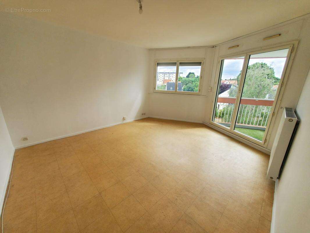 Appartement à REZE